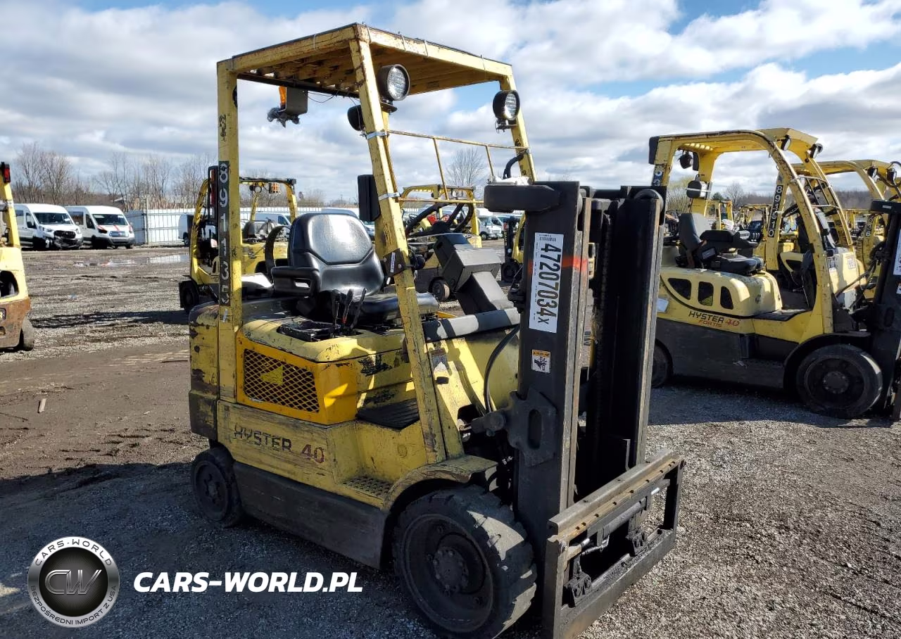 2002 Hyster Forklift