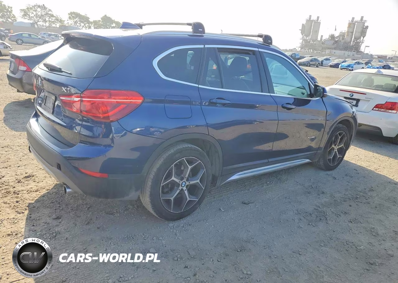 2018 BMW X1 VIN:WBXHT3C3XJ5K24918 - 3