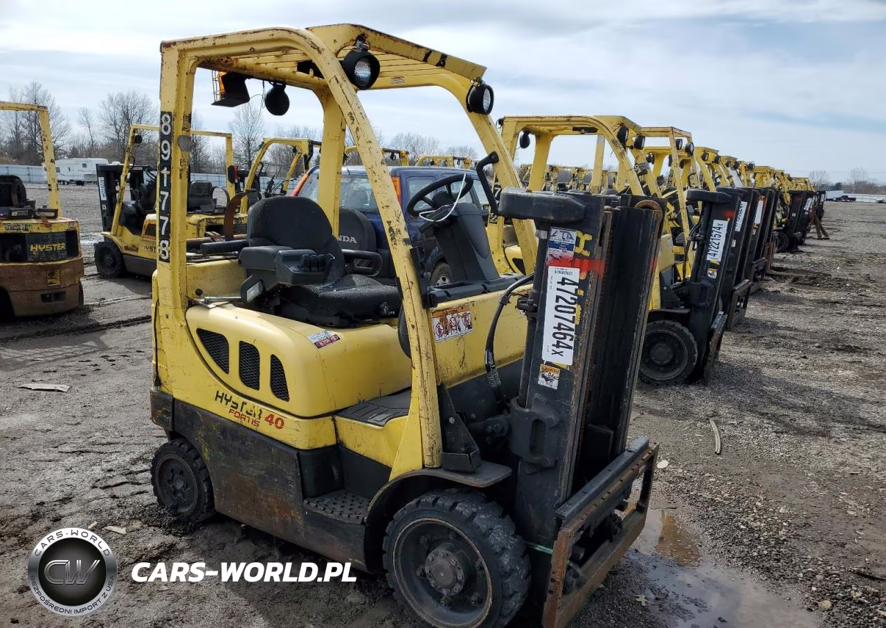 2003 Hyster Forklift