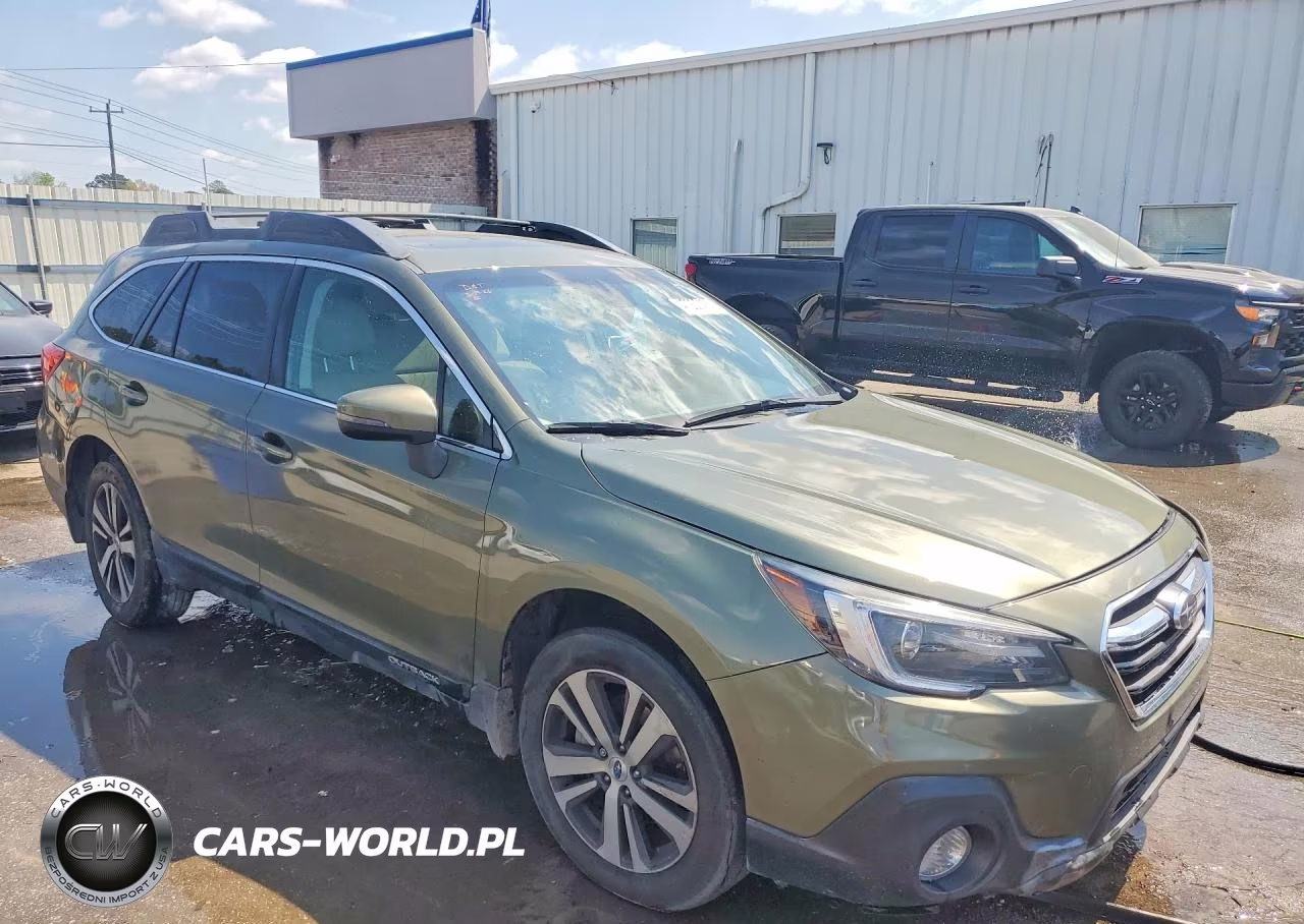 2018 Subaru Outback 3.6R Limited VIN:4S4BSENC1J3320846 - 4