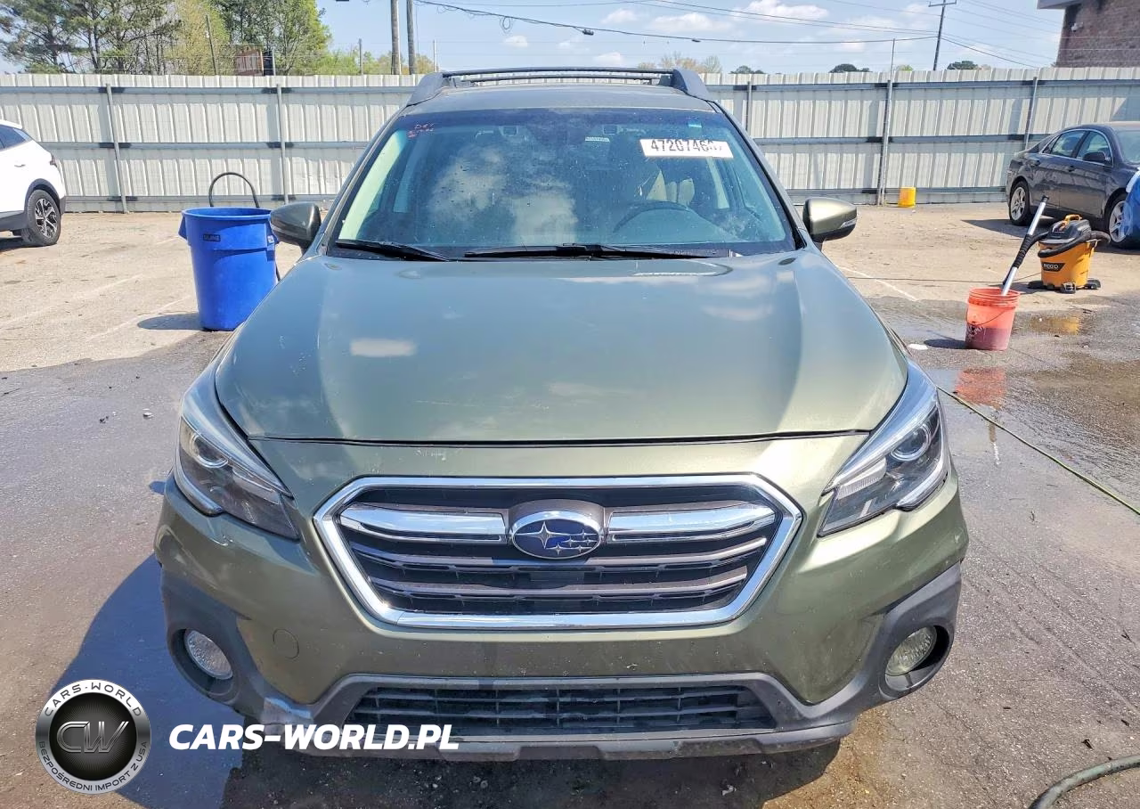 2018 Subaru Outback 3.6R Limited VIN:4S4BSENC1J3320846 - 5