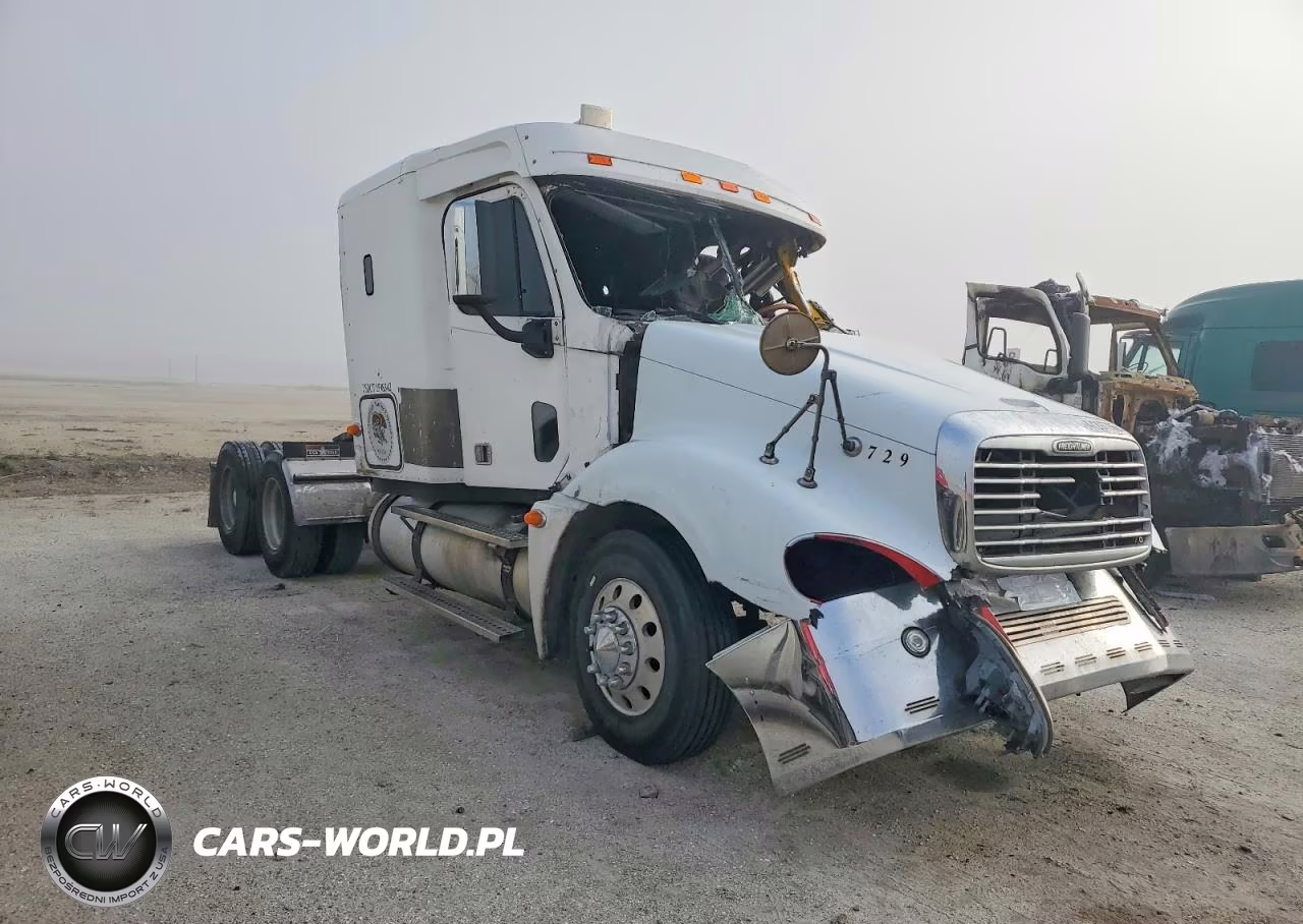 2005 Freightliner Columbia 120 Semi Truck