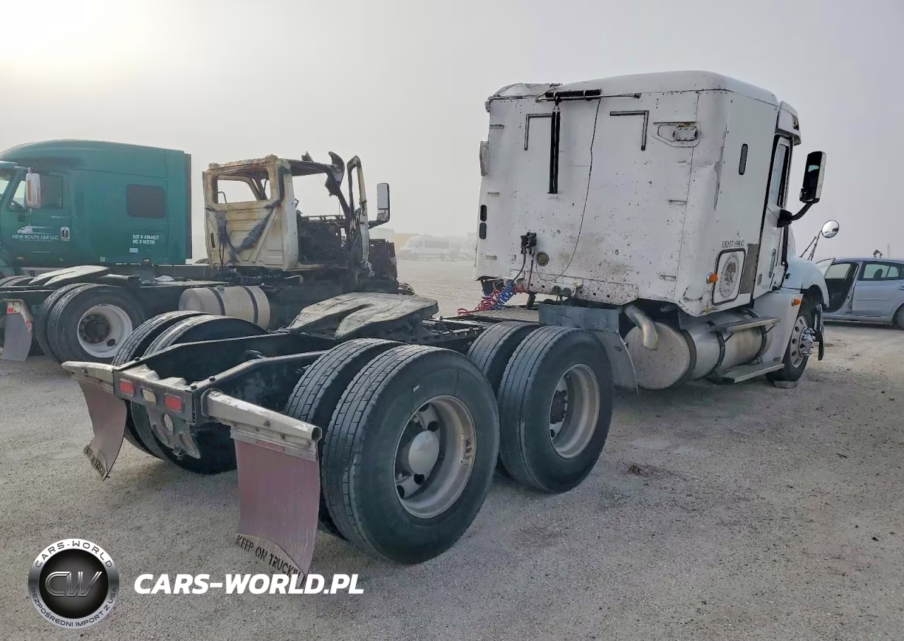 2005 Freightliner Columbia 120 Semi Truck VIN:1FUJA6CK55LN98084 - 4
