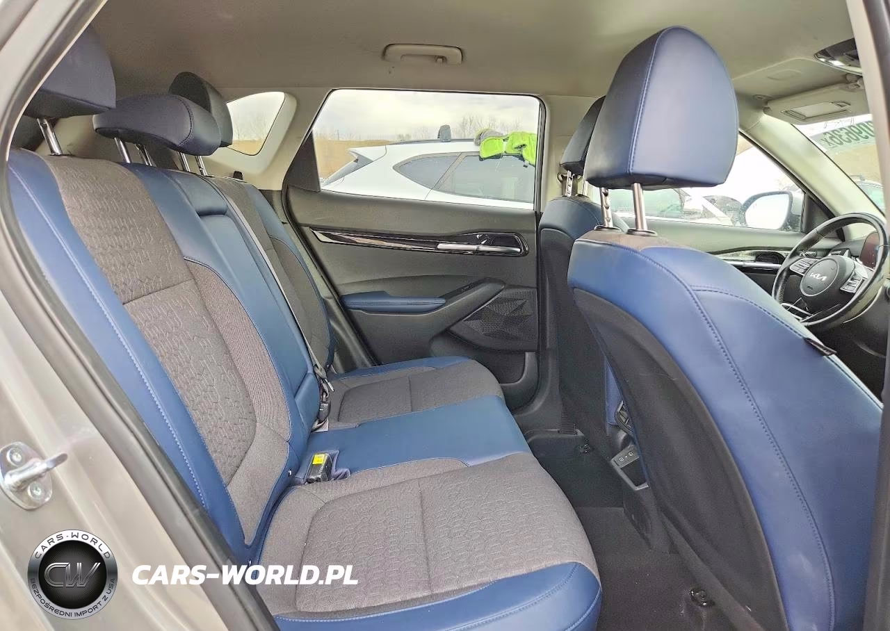 2024 Kia Seltos S VIN:KNDEUCAA3R7586247 - 11