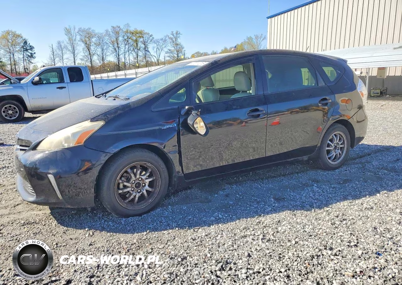 2013 Toyota Prius V Two