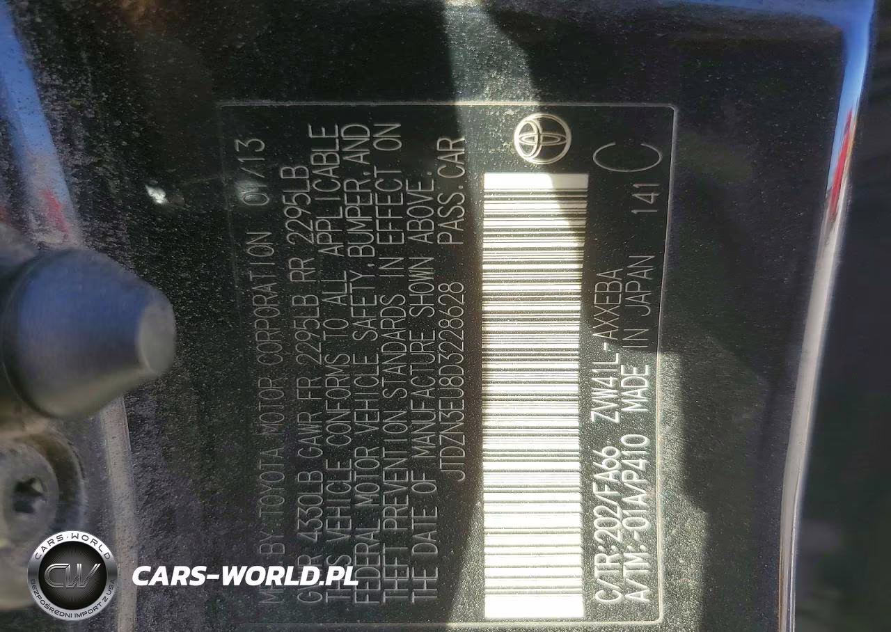 2013 Toyota Prius V Two VIN:JTDZN3EU8D3228628 - 12