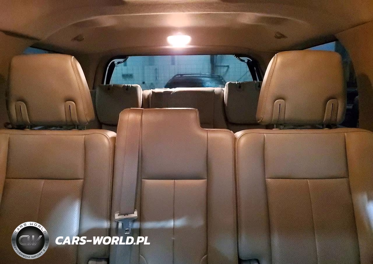 2014 Ford Expedition Limited VIN:1FMJU2A52EEF65807 - 10