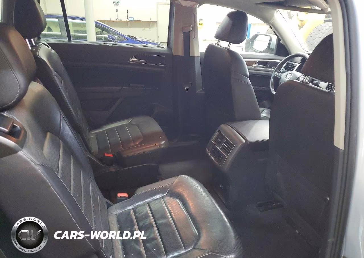 2018 Volkswagen Atlas Sel Premium VIN:1V2NR2CA2JC540010 - 11