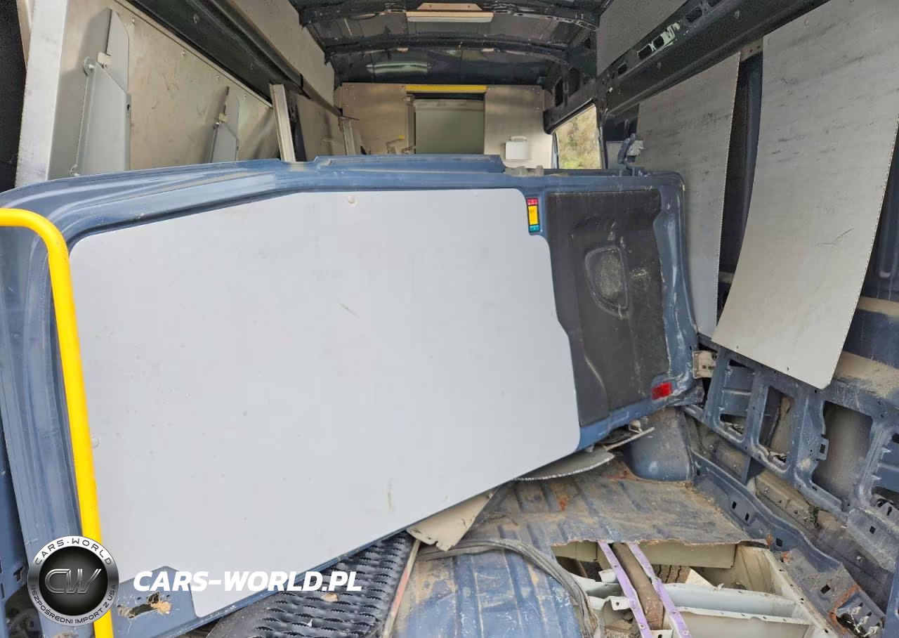 2020 Ford Transit T-250 VIN:1FTBR3X83LKB04633 - 10