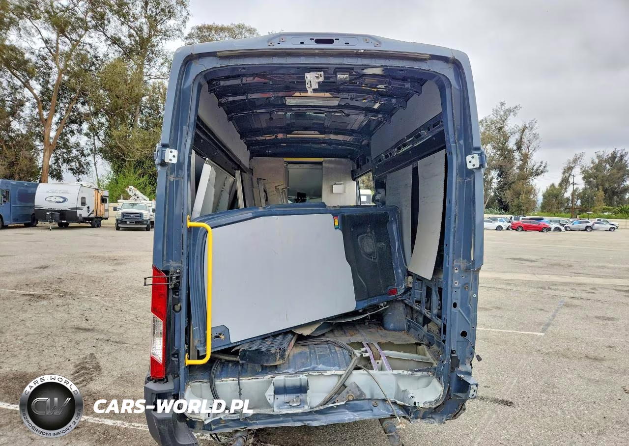 2020 Ford Transit T-250 VIN:1FTBR3X83LKB04633 - 6