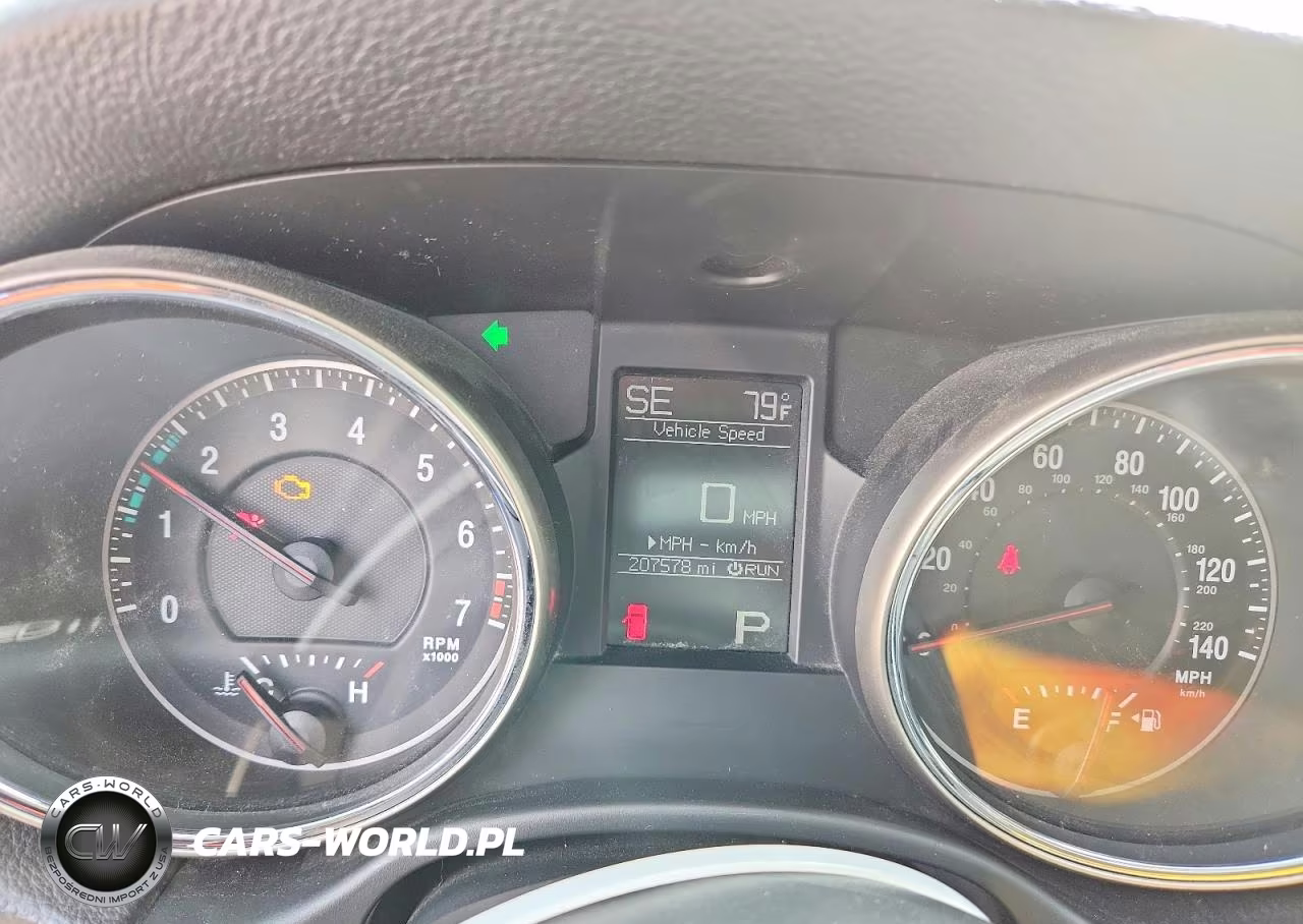 2012 Jeep Grand Cherokee Laredo VIN:1C4RJFAG1CC250076 - 9