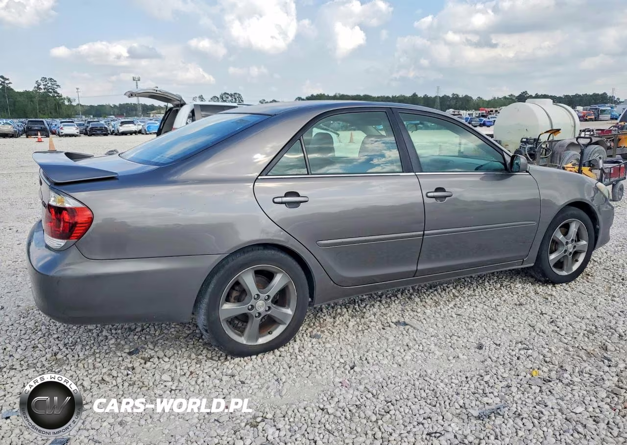 2005 Toyota Camry Se V6 VIN:4T1BA32K25U052425 - 3