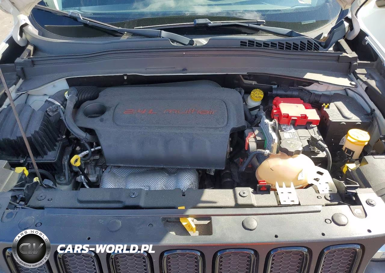 2018 Jeep Renegade Latitude VIN:ZACCJABB4JPH91112 - 11