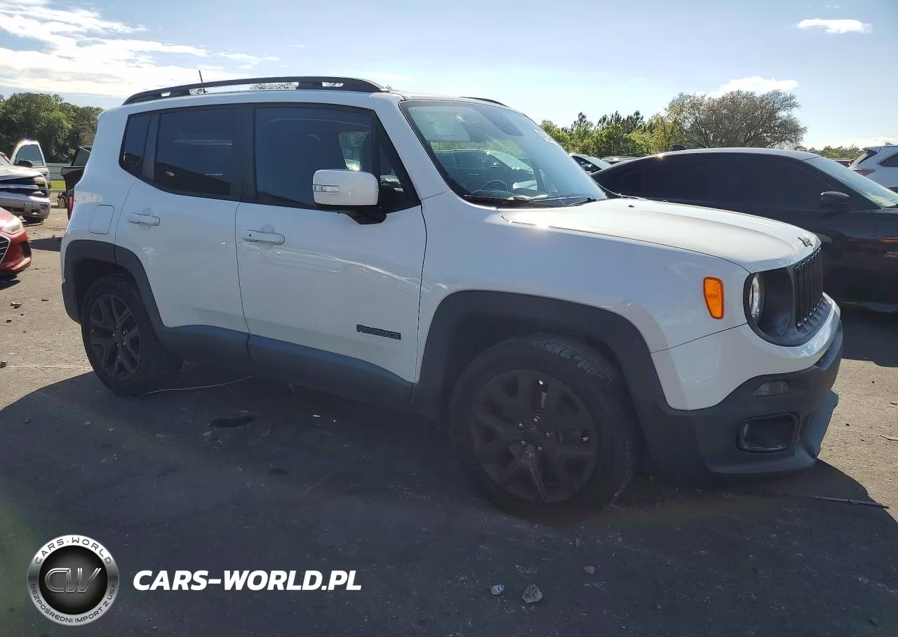 2018 Jeep Renegade Latitude VIN:ZACCJABB4JPH91112 - 4