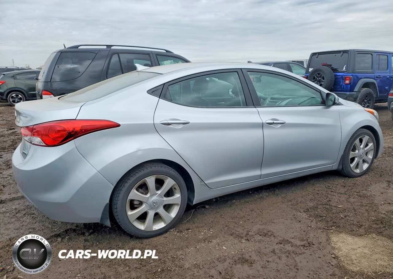 2013 Hyundai Elantra Limited VIN:5NPDH4AE2DH394721 - 3
