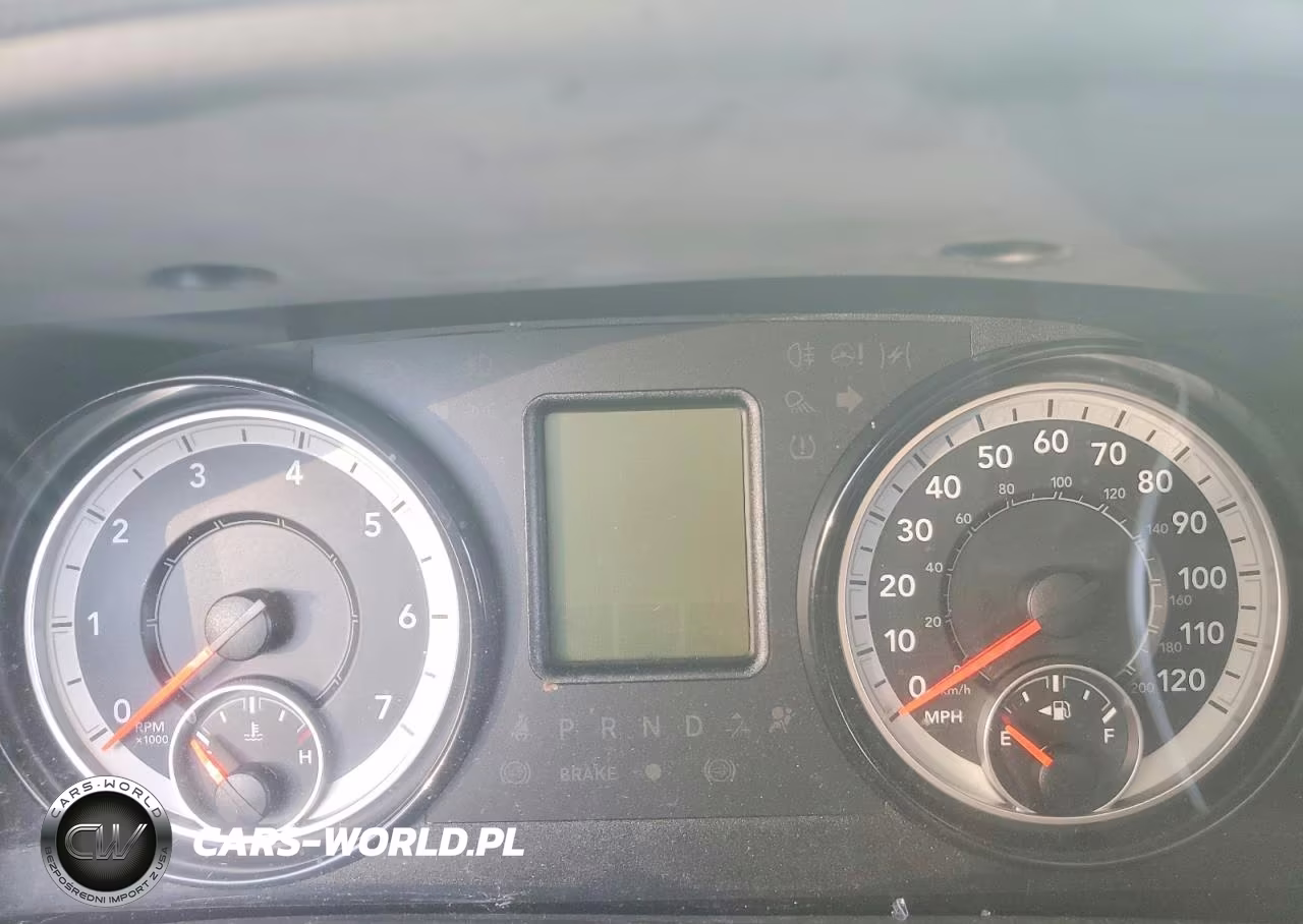 2018 Ram 1500 St VIN:1C6RR7FTXJS301430 - 9