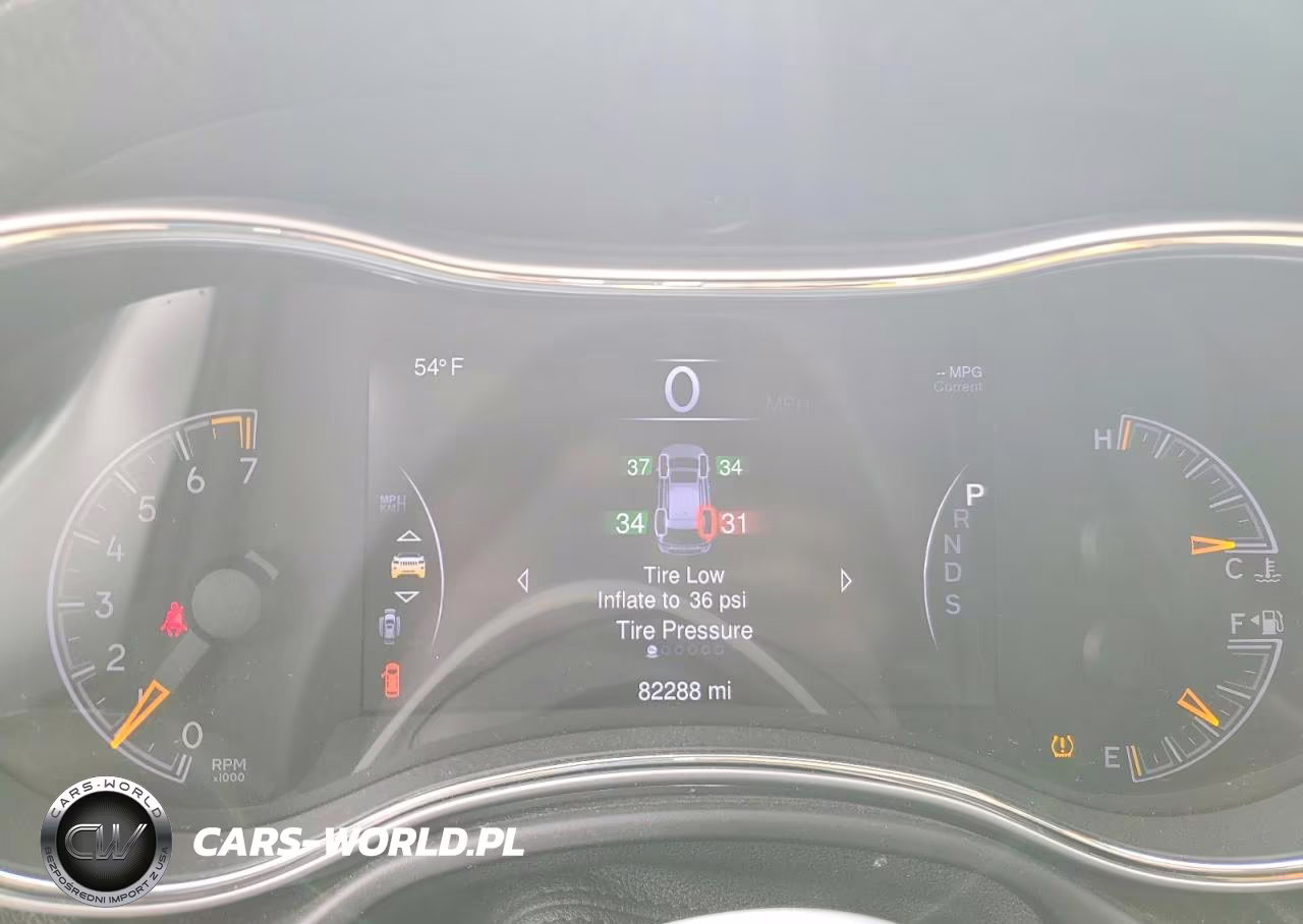2015 Jeep Grand Cherokee Overland VIN:1C4RJECG1FC175326 - 9