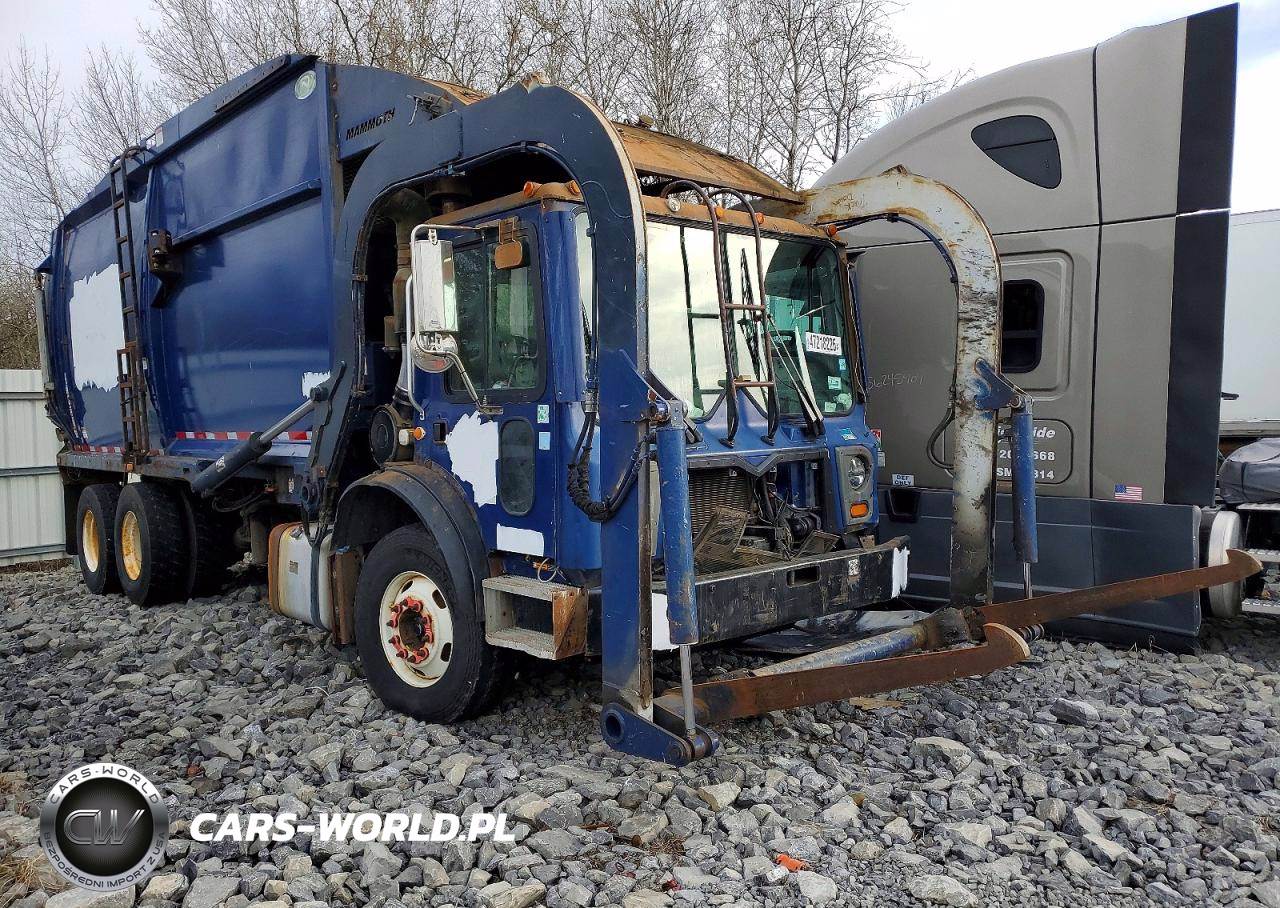 2014 Mack 600 Mru600