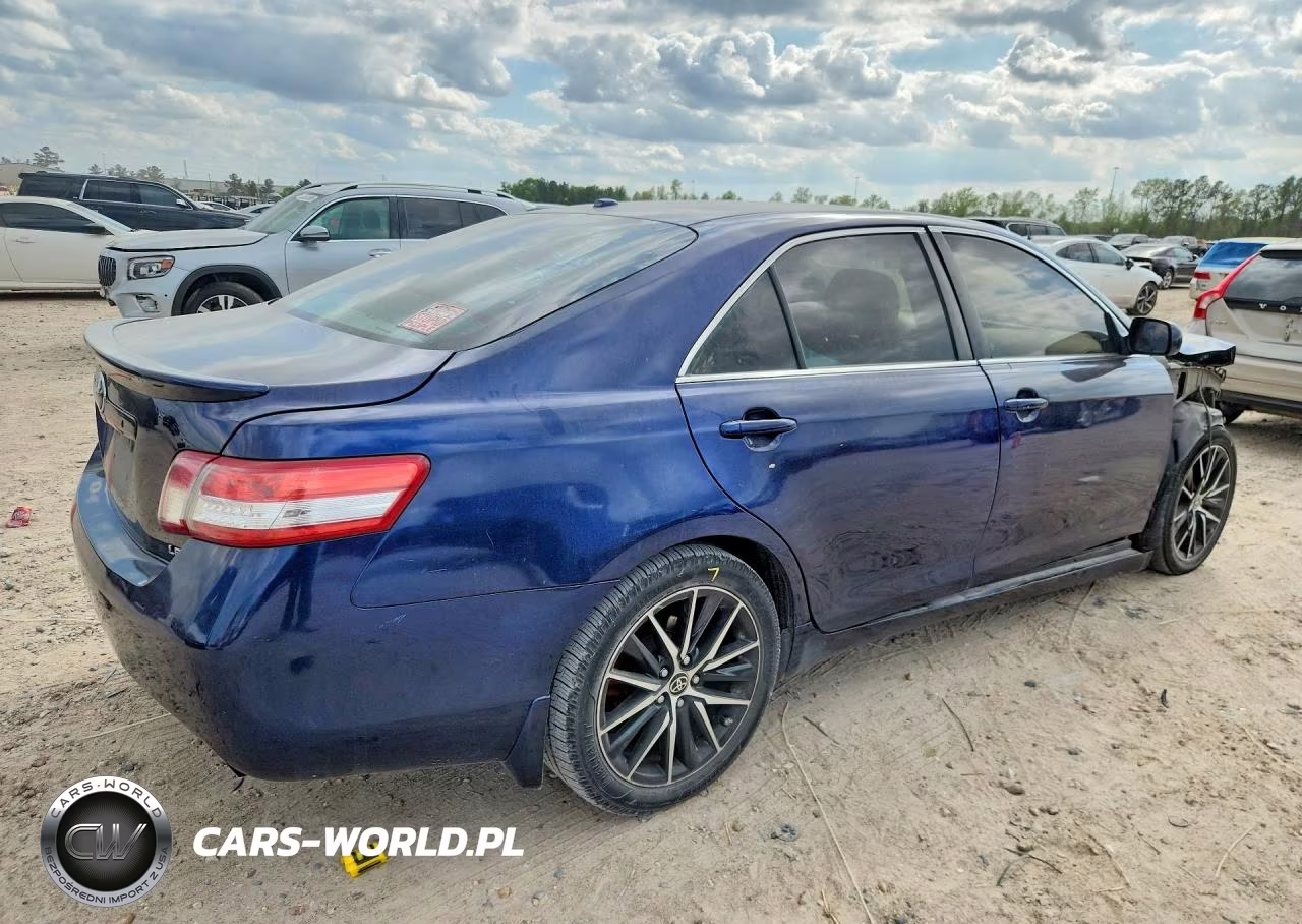 2010 Toyota Camry Le VIN:4T1BF3EK7AU535593 - 3
