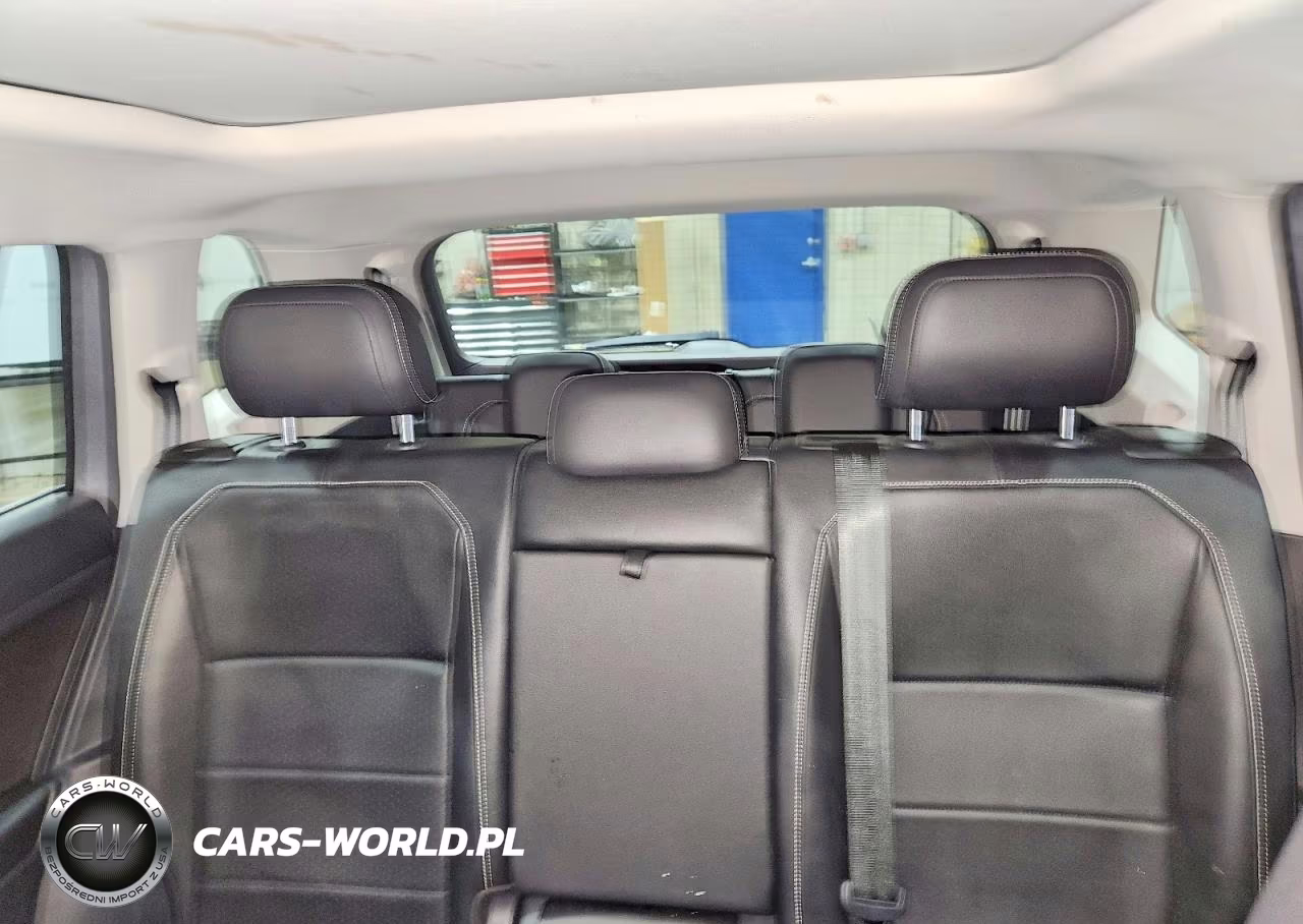 2021 Volkswagen Tiguan Se VIN:3VV2B7AX0MM060517 - 10