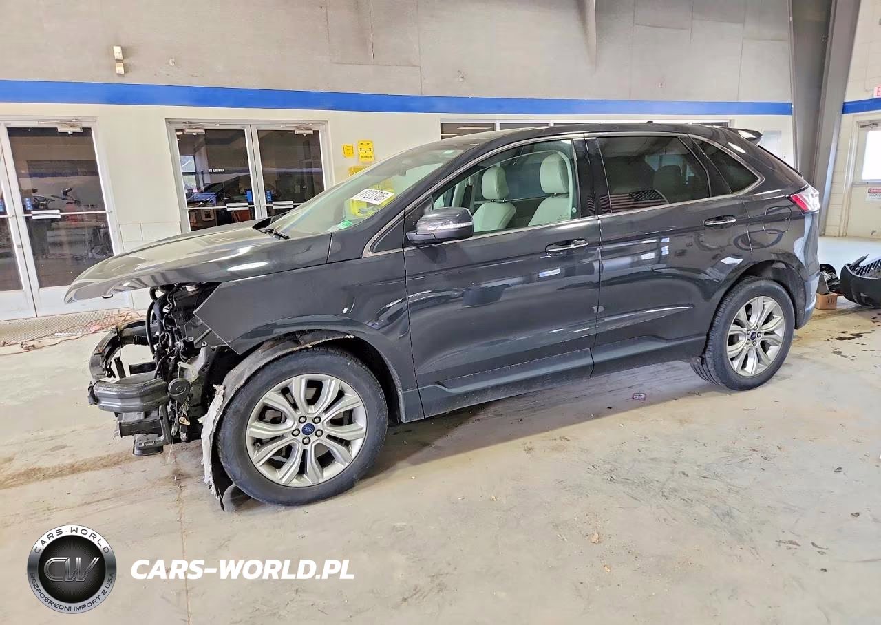 2021 Ford Edge Titanium