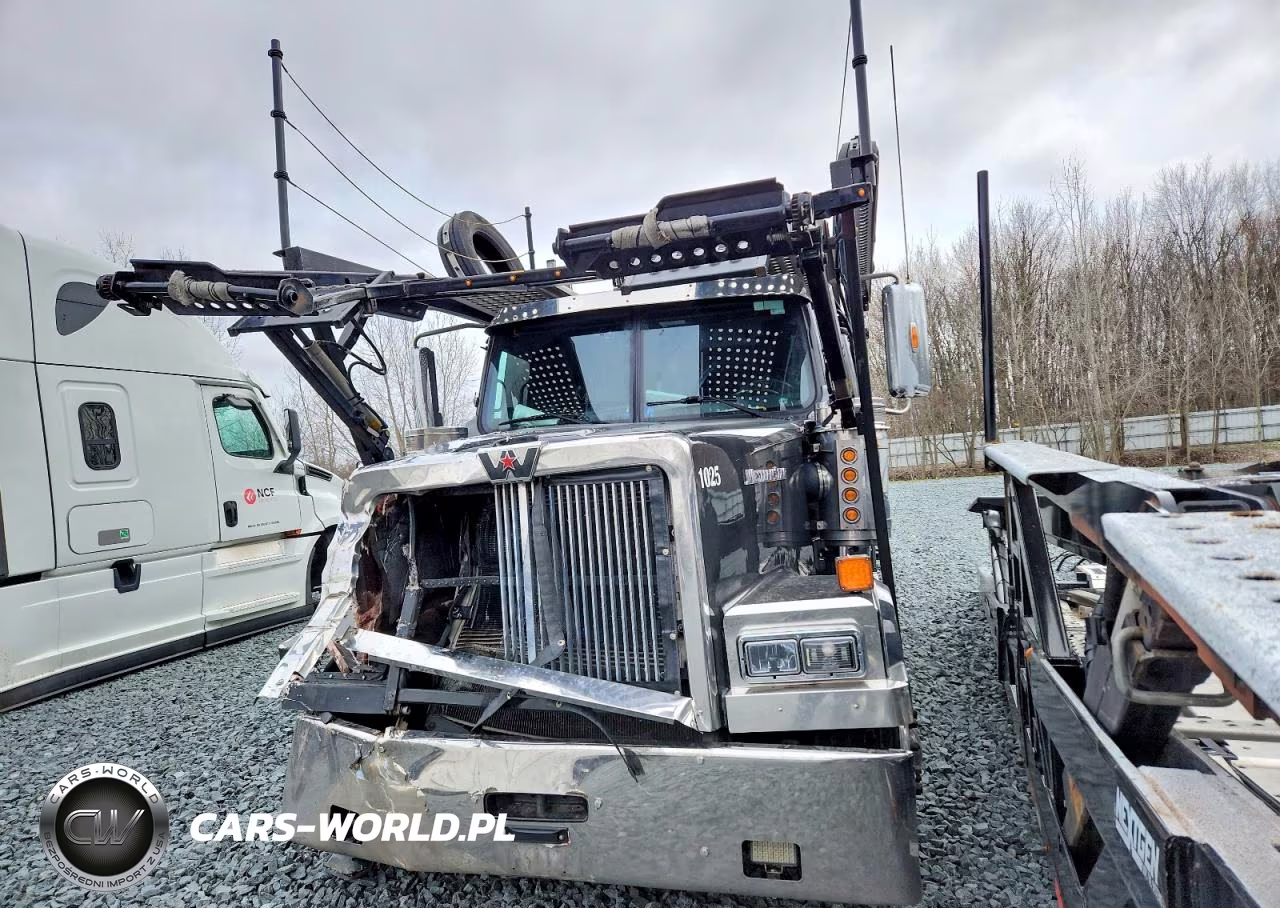 2023 Western Star 4900 Car Hauler Truck VIN:5KKHAEDV7PPUD1868 - 2