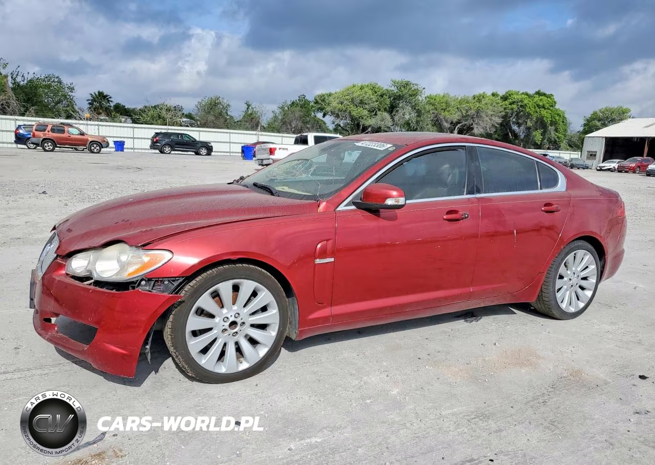 JAGUAR XF