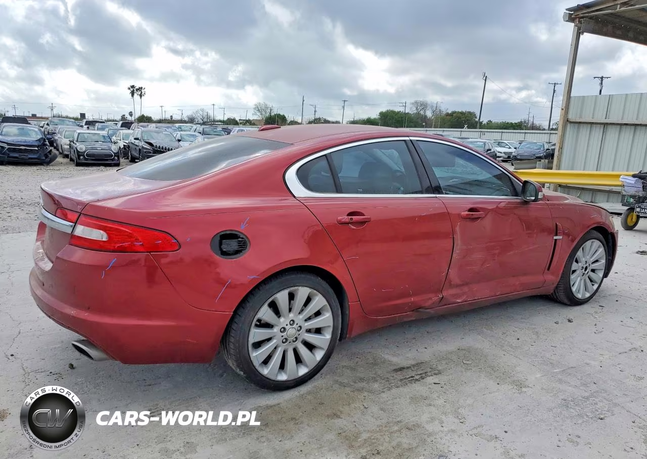 JAGUAR XF VIN:SAJWA06B59HR05611 - 3