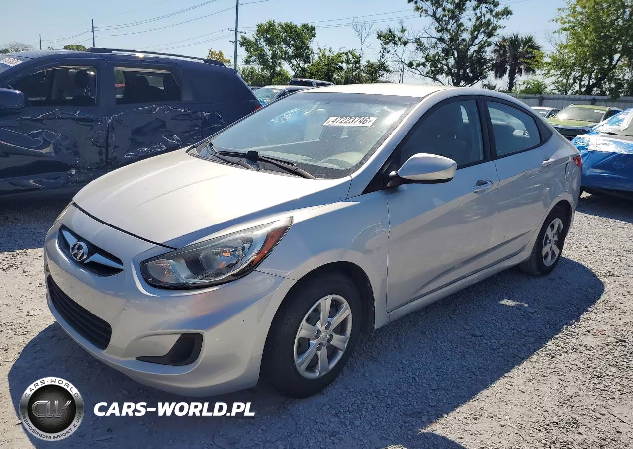 2013 Hyundai Accent Gls – zdjęcie 1 z 12