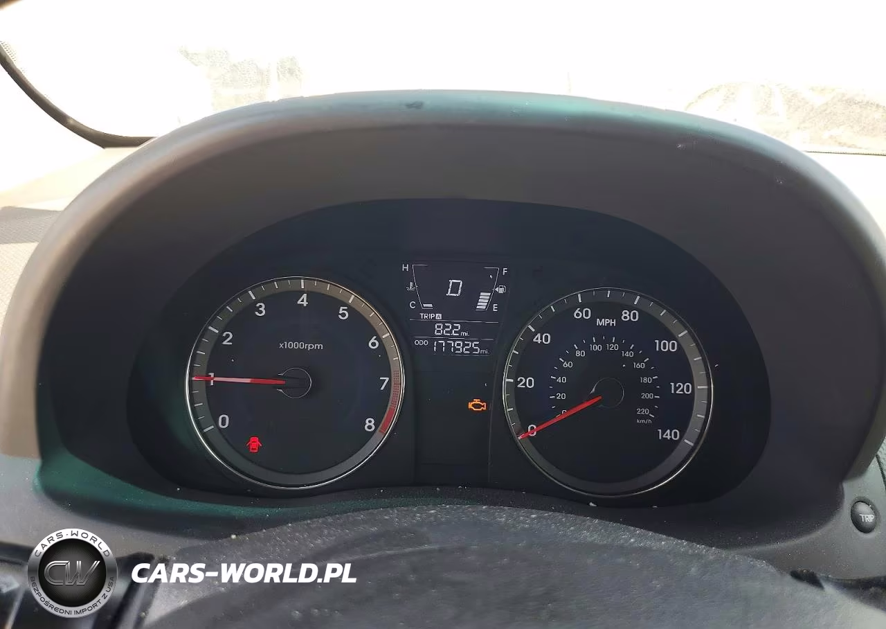 2013 Hyundai Accent Gls VIN:KMHCT4AE2DU394617 - 9