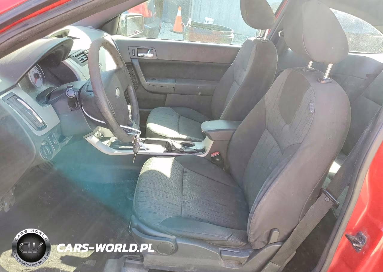 2008 Ford Focus Se VIN:1FAHP33N18W213920 - 7