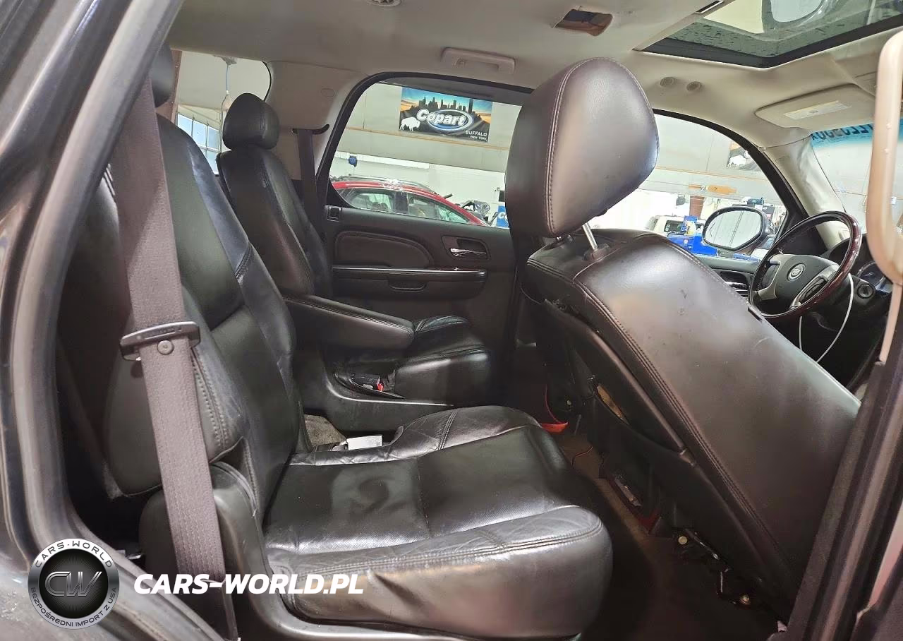2010 Cadillac Escalade VIN:1GYUKAEF6AR180963 - 11