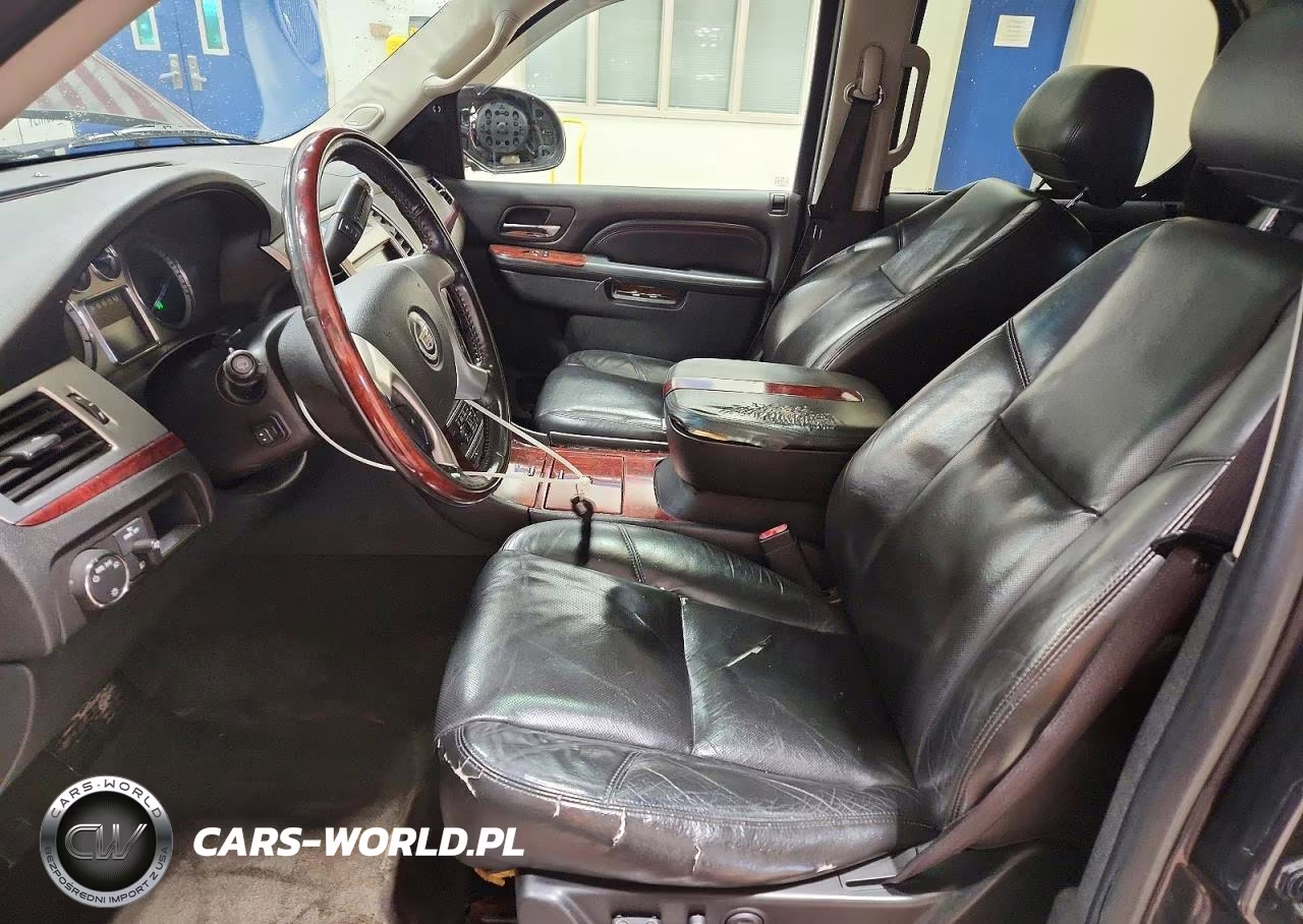 2010 Cadillac Escalade VIN:1GYUKAEF6AR180963 - 7