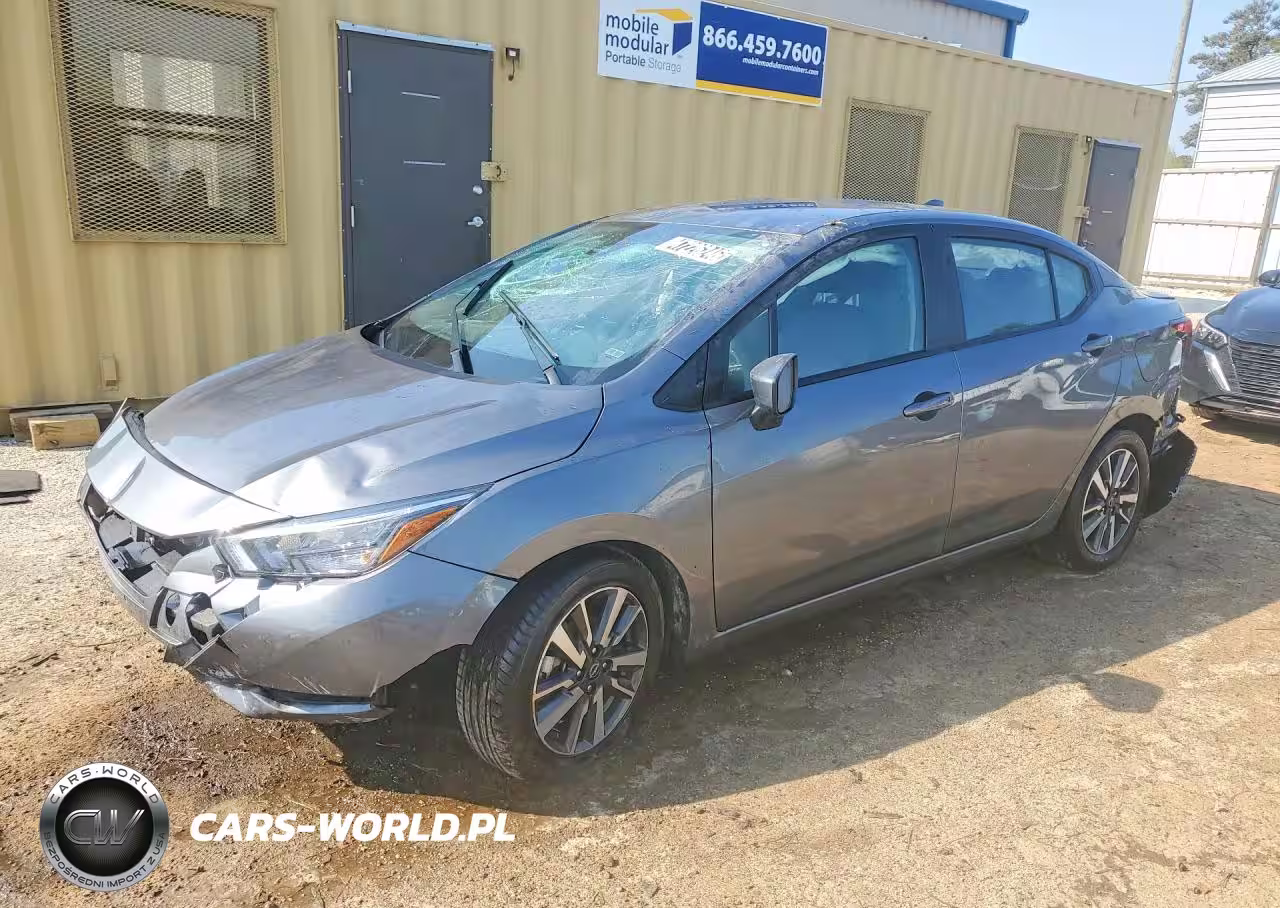 2025 Nissan Versa Sv