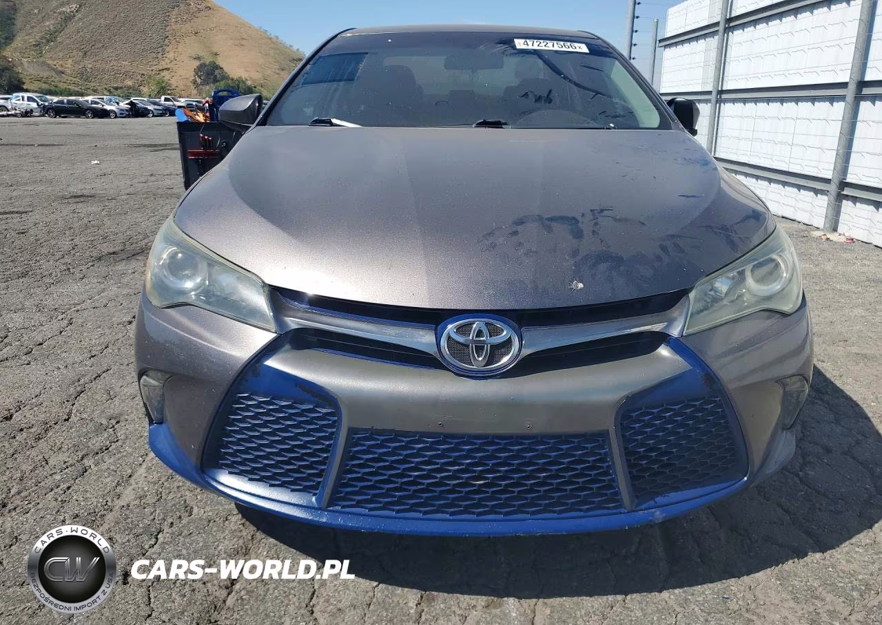 2016 Toyota Camry Xse VIN:4T1BF1FK2GU244138 - 5