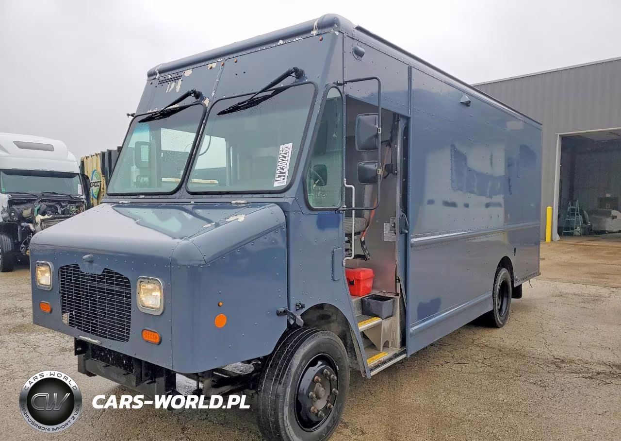 2020 Freightliner Mt45G Chassis Delivery Truck