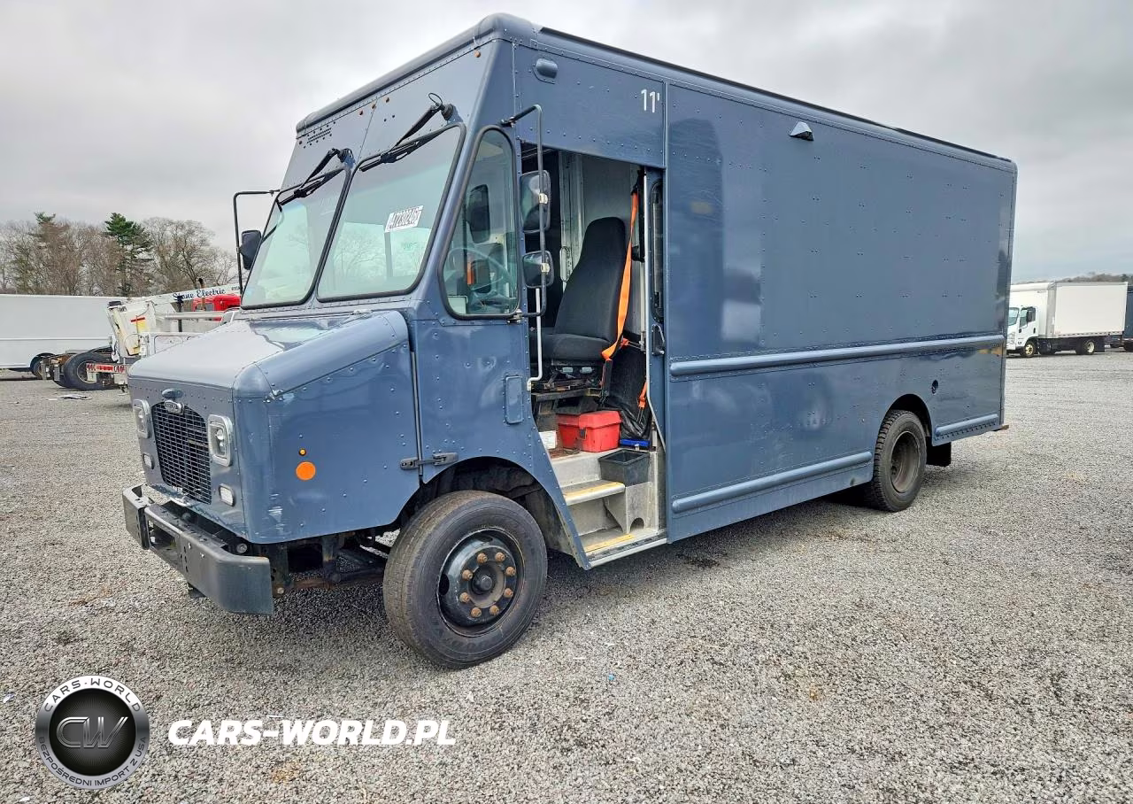 2021 Freightliner Chassis M Line Walk-In Van