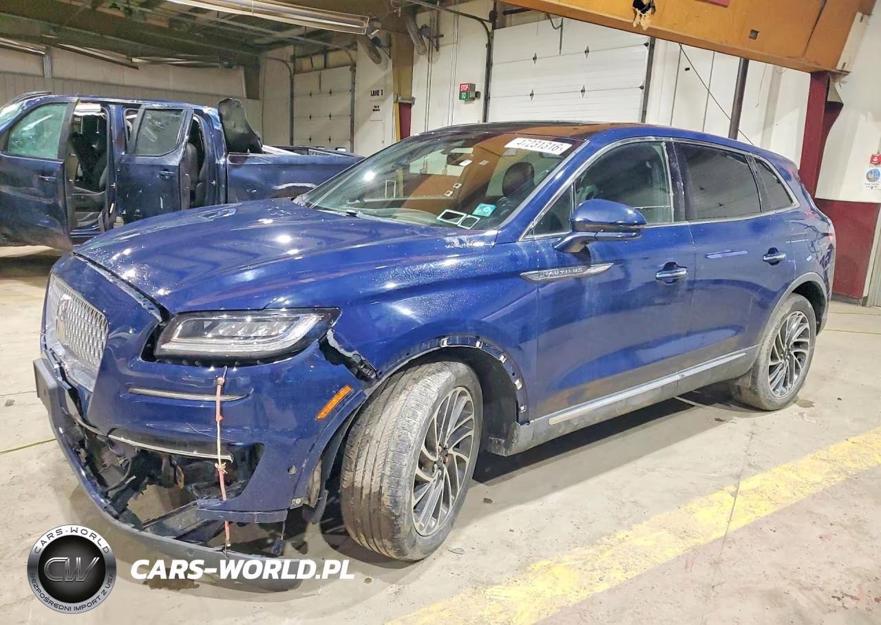 2019 Lincoln Nautilus Reserve