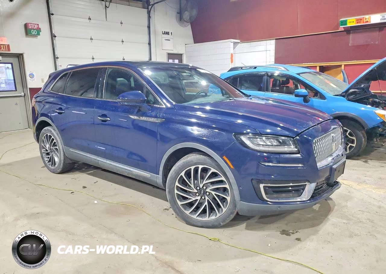 2019 Lincoln Nautilus Reserve VIN:2LMPJ8L96KBL37228 - 4