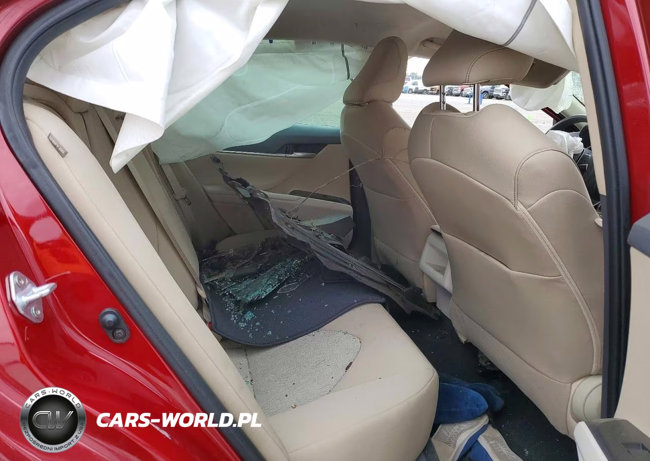 2021 Toyota Camry Le VIN:4T1C11AK5MU425420 - 10