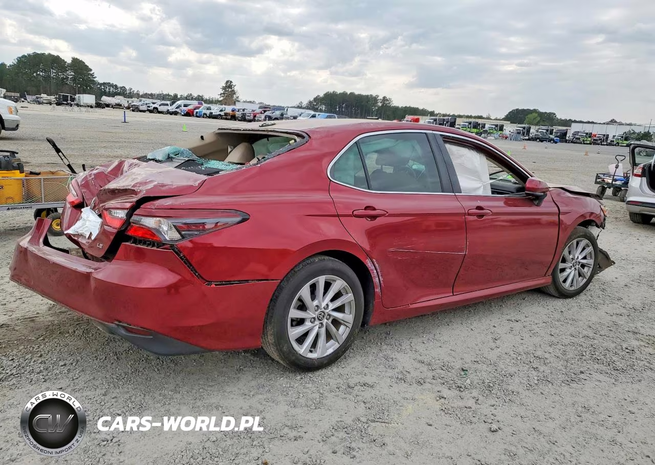 2021 Toyota Camry Le VIN:4T1C11AK5MU425420 - 3