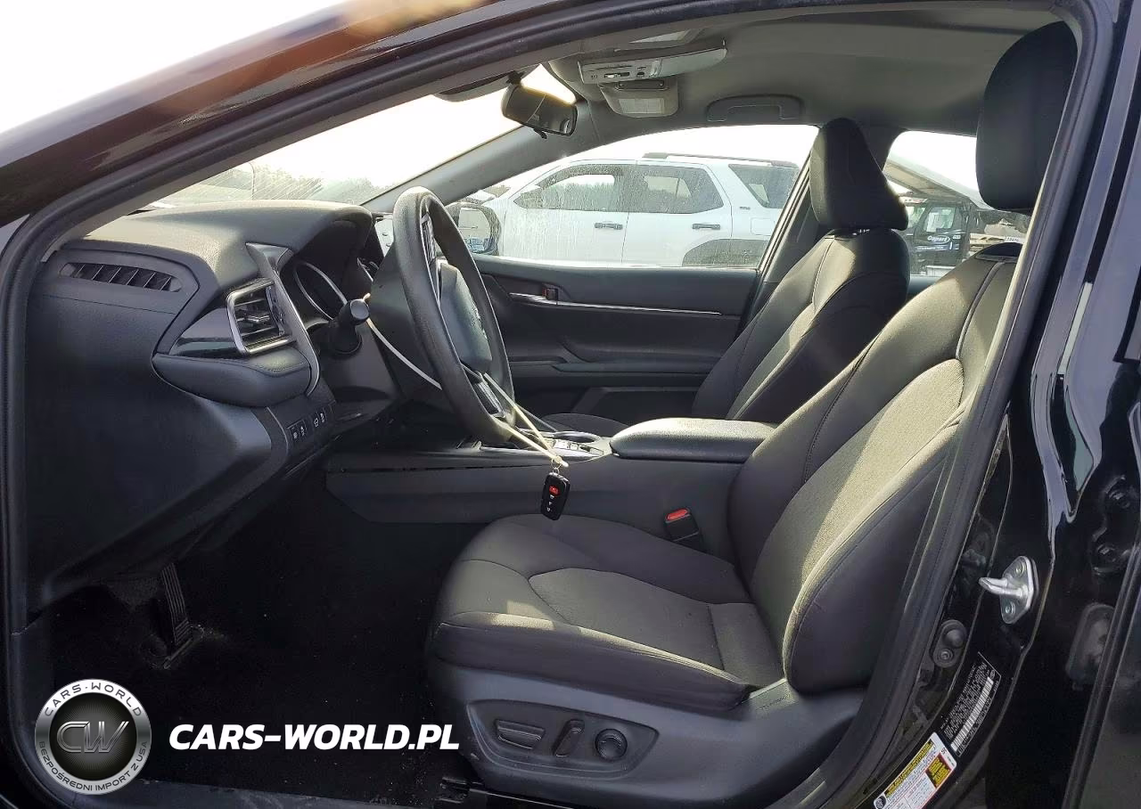 2022 Toyota Camry Hybrid Le VIN:4T1C31AK6NU580876 - 7