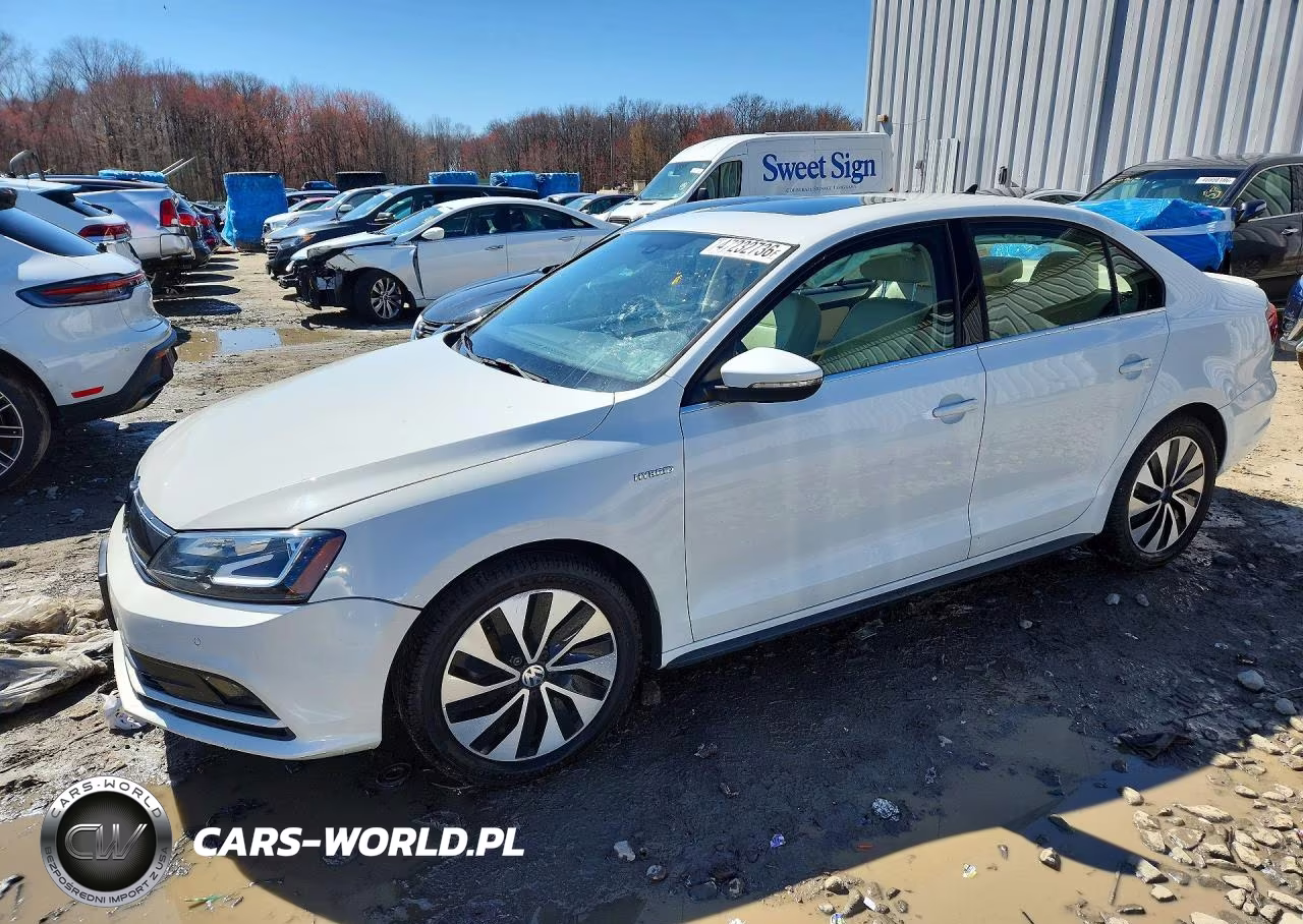 2015 Volkswagen Jetta Hybrid