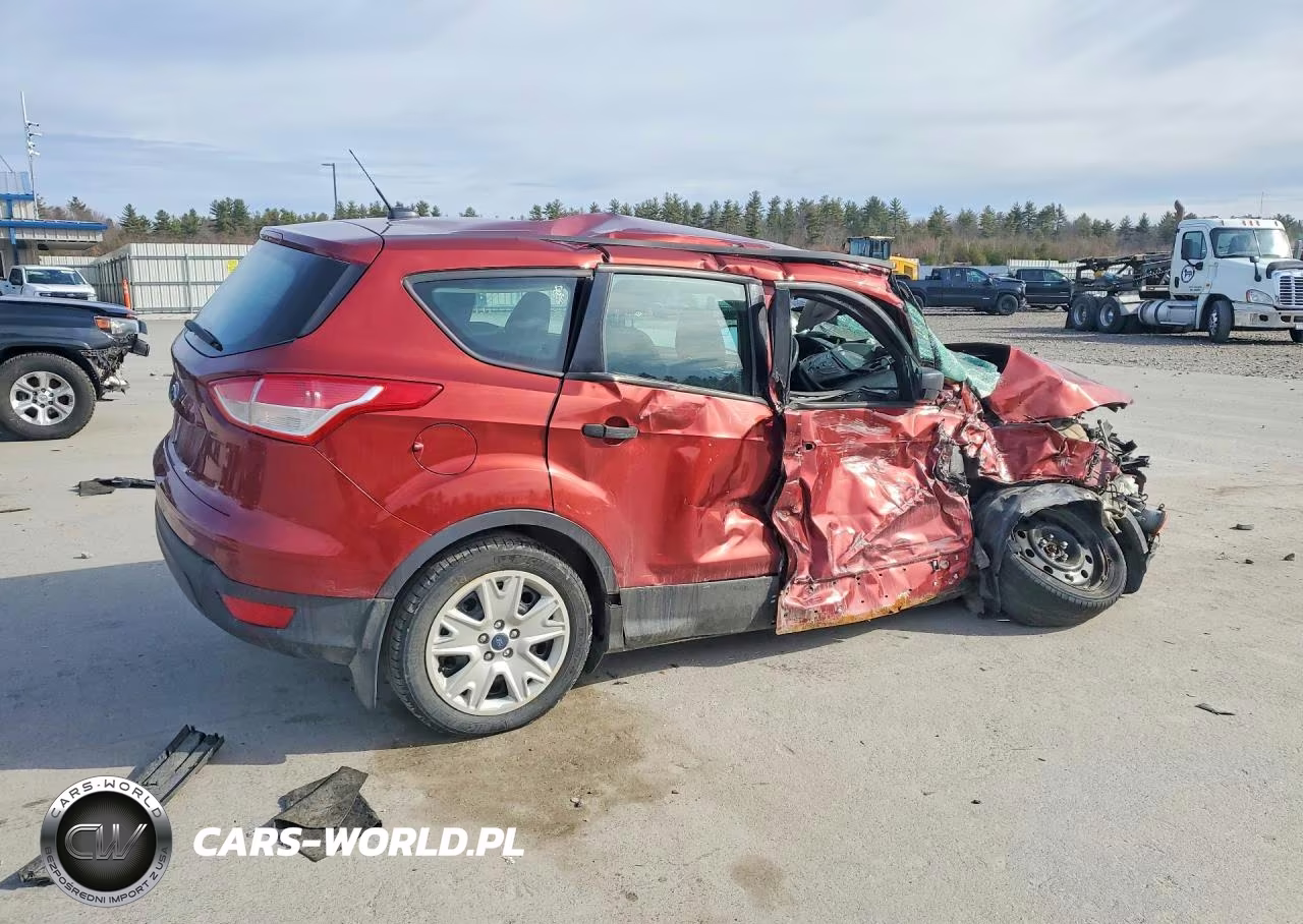 2015 Ford Escape S VIN:1FMCU0F75FUA72153 - 3