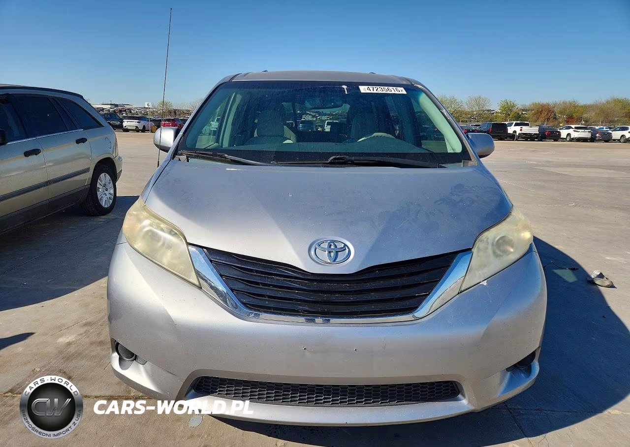2012 Toyota Sienna Le 8-Passenger VIN:5TDKK3DC8CS264254 - 5