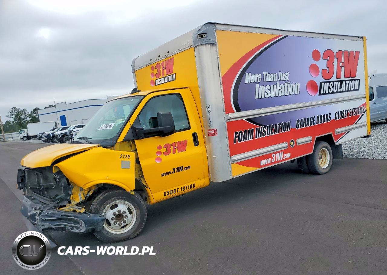 2016 GMC Savana Box Truck