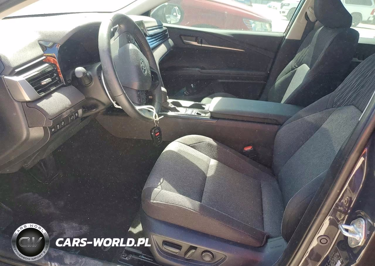 2025 Toyota Camry Le VIN:4T1DAACK5SU528528 - 7