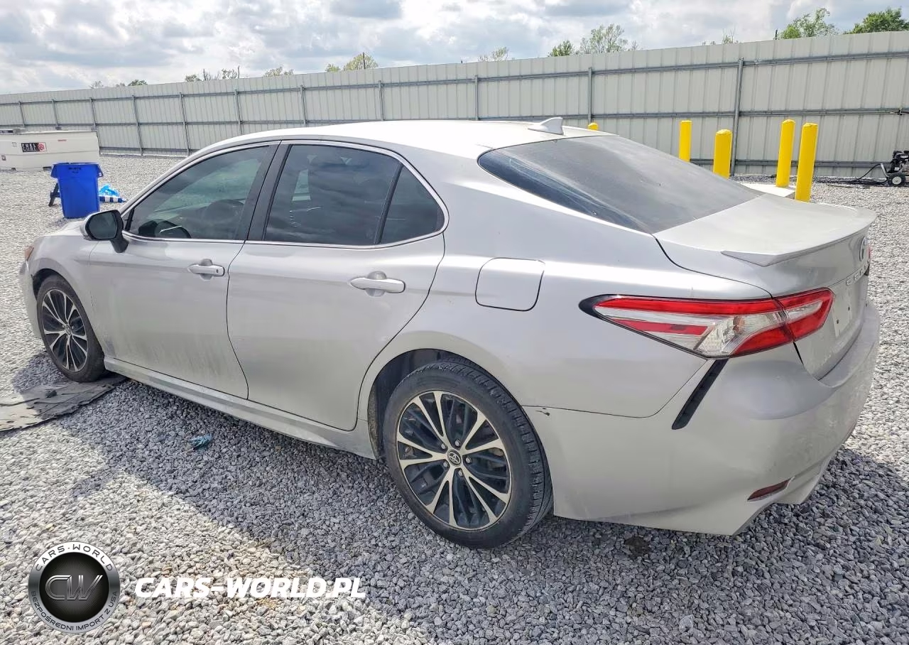 2018 Toyota Camry Se VIN:4T1B11HK5JU523263 - 2