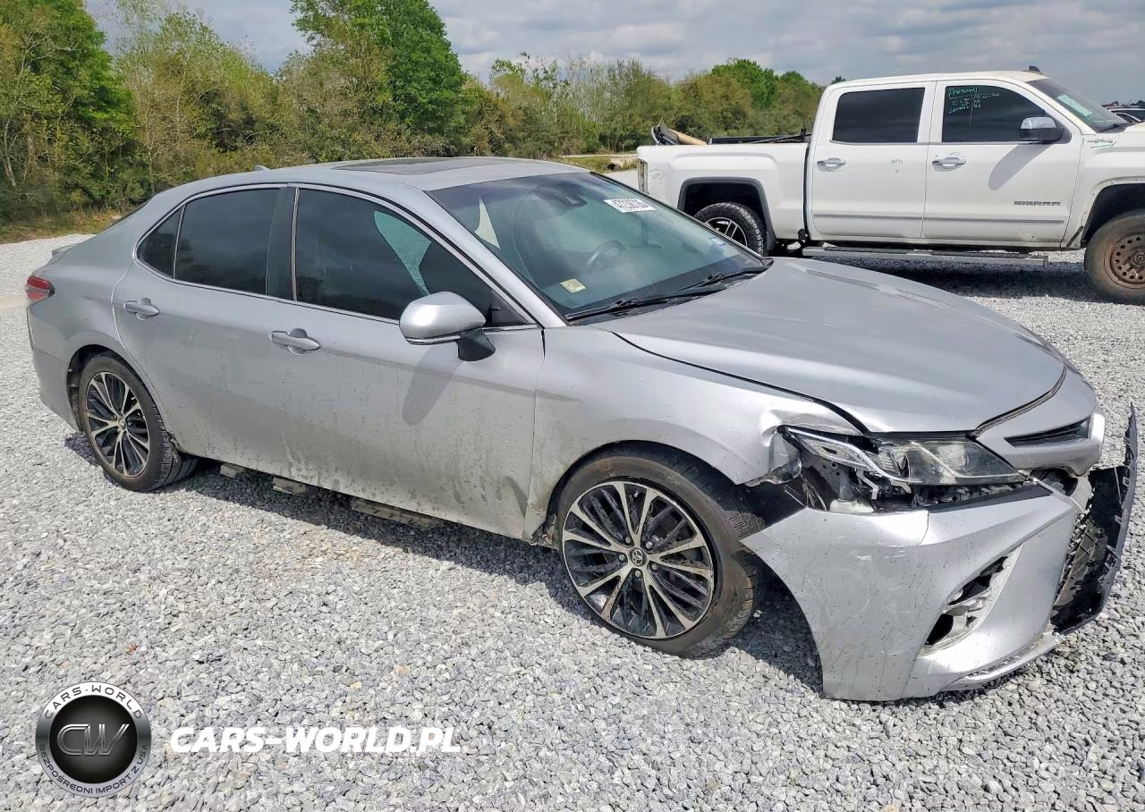 2018 Toyota Camry Se VIN:4T1B11HK5JU523263 - 4