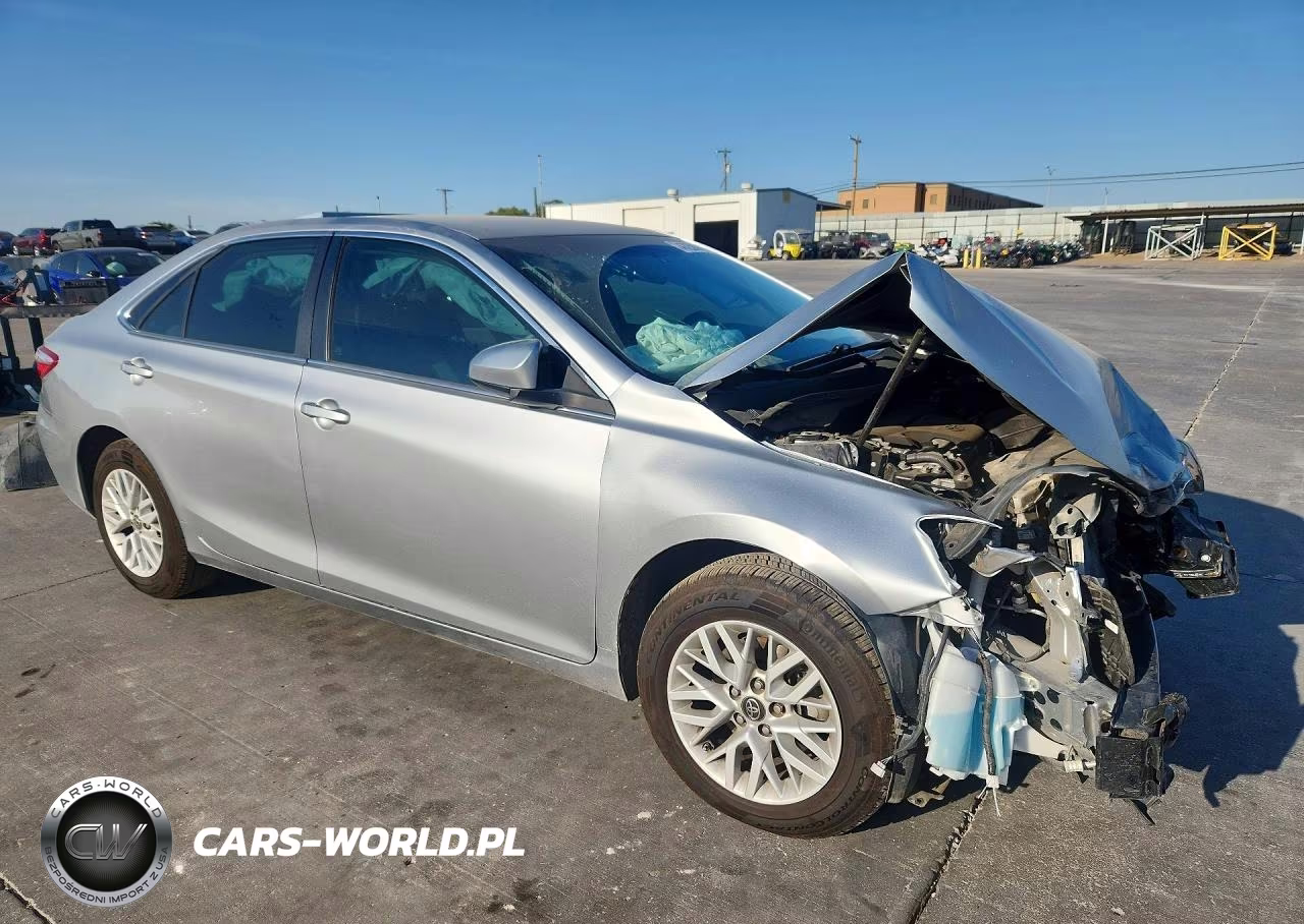 2016 Toyota Camry Le VIN:4T1BF1FK7GU243549 - 4